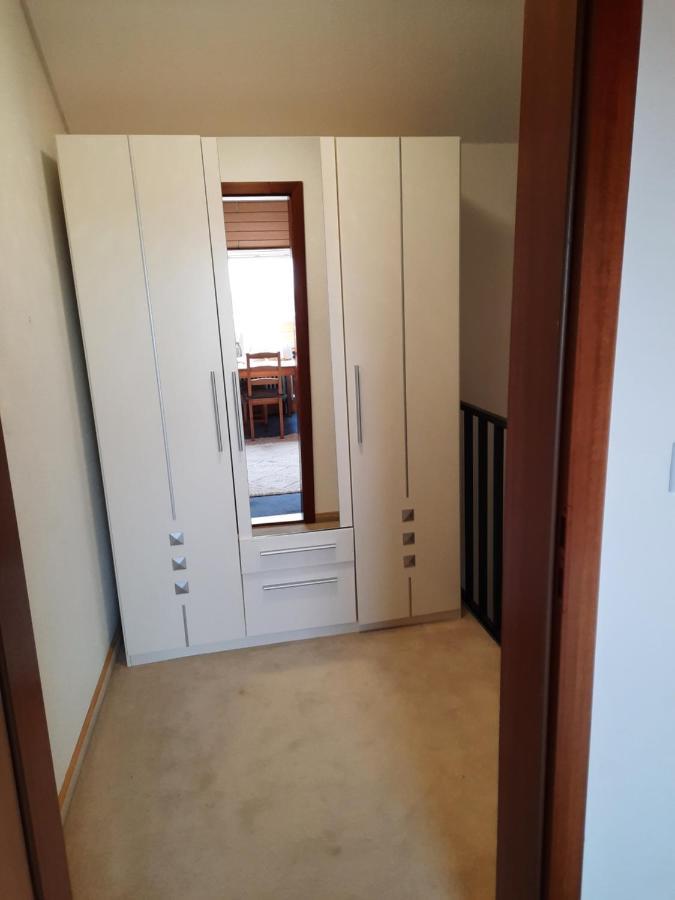 In Augsburg-haunstetten Privatunterkunft *